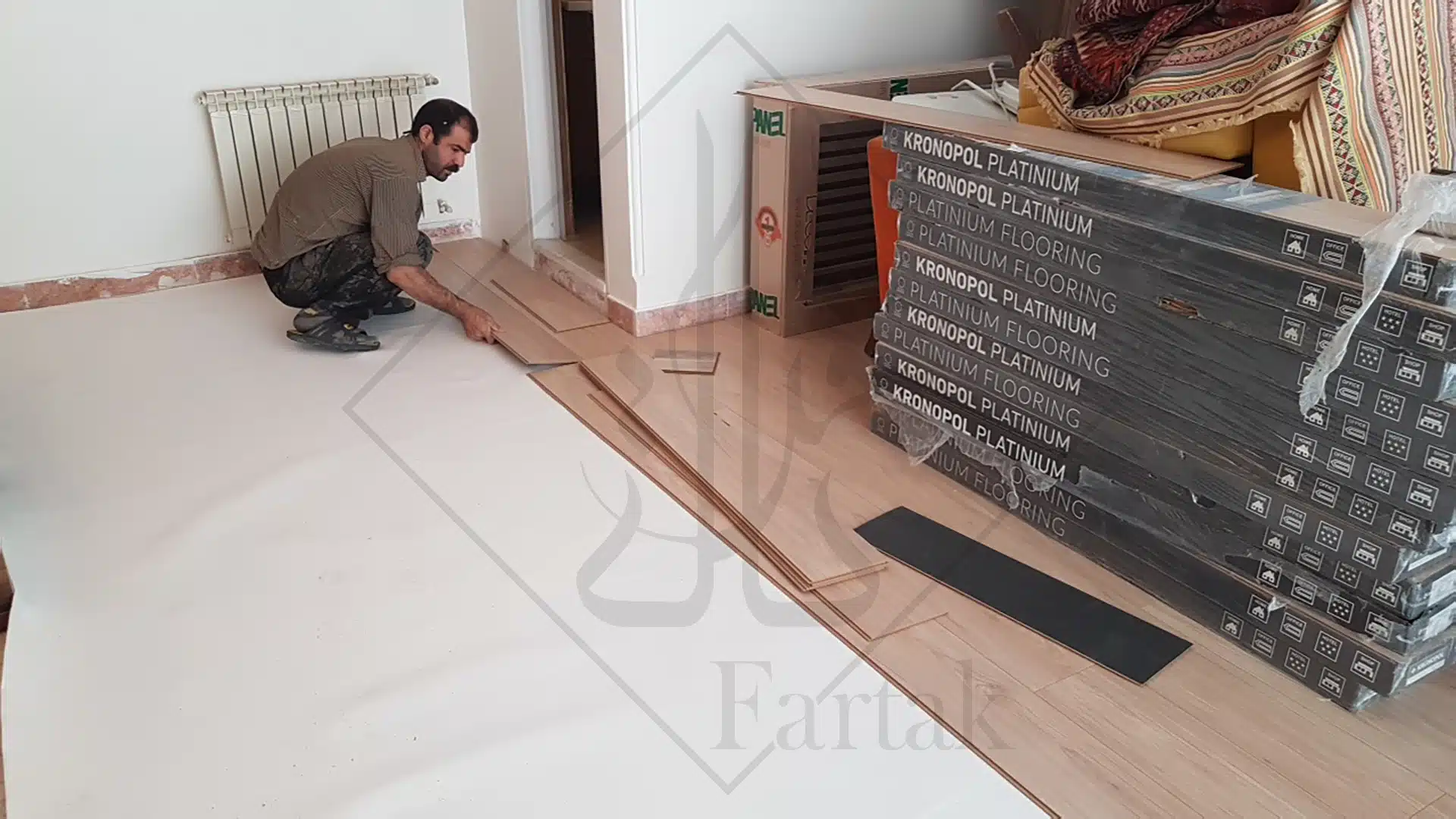 نصب پارکت لمینت و قرنیز